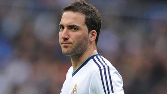 El Madrid se aleja de Higuaín y se acerca a Illarramendi