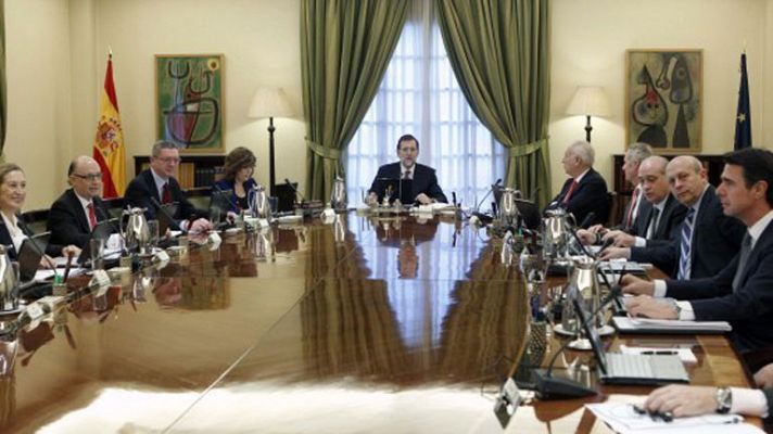 Telediario 1 - La futura ley de unidad de mercado y los expertos que analizarán la reforma fiscal centran el Consejo de Ministros