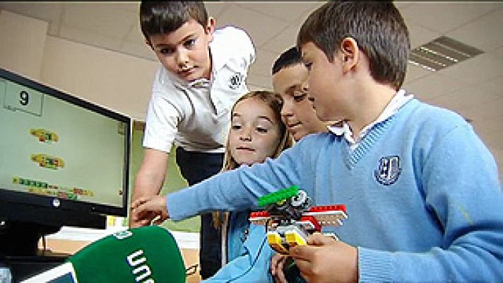 Universo UNED - Jóvenes inventores