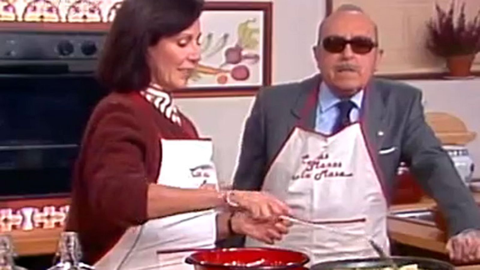 Patatas rellenas al gratín y tortilla de patatas