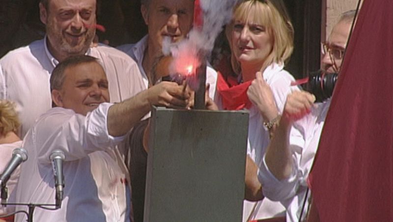 El chupinazo inaugura los sanfermines 2013