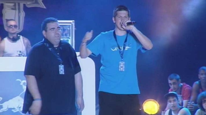 Telediario 1 - Batalla de Gallos