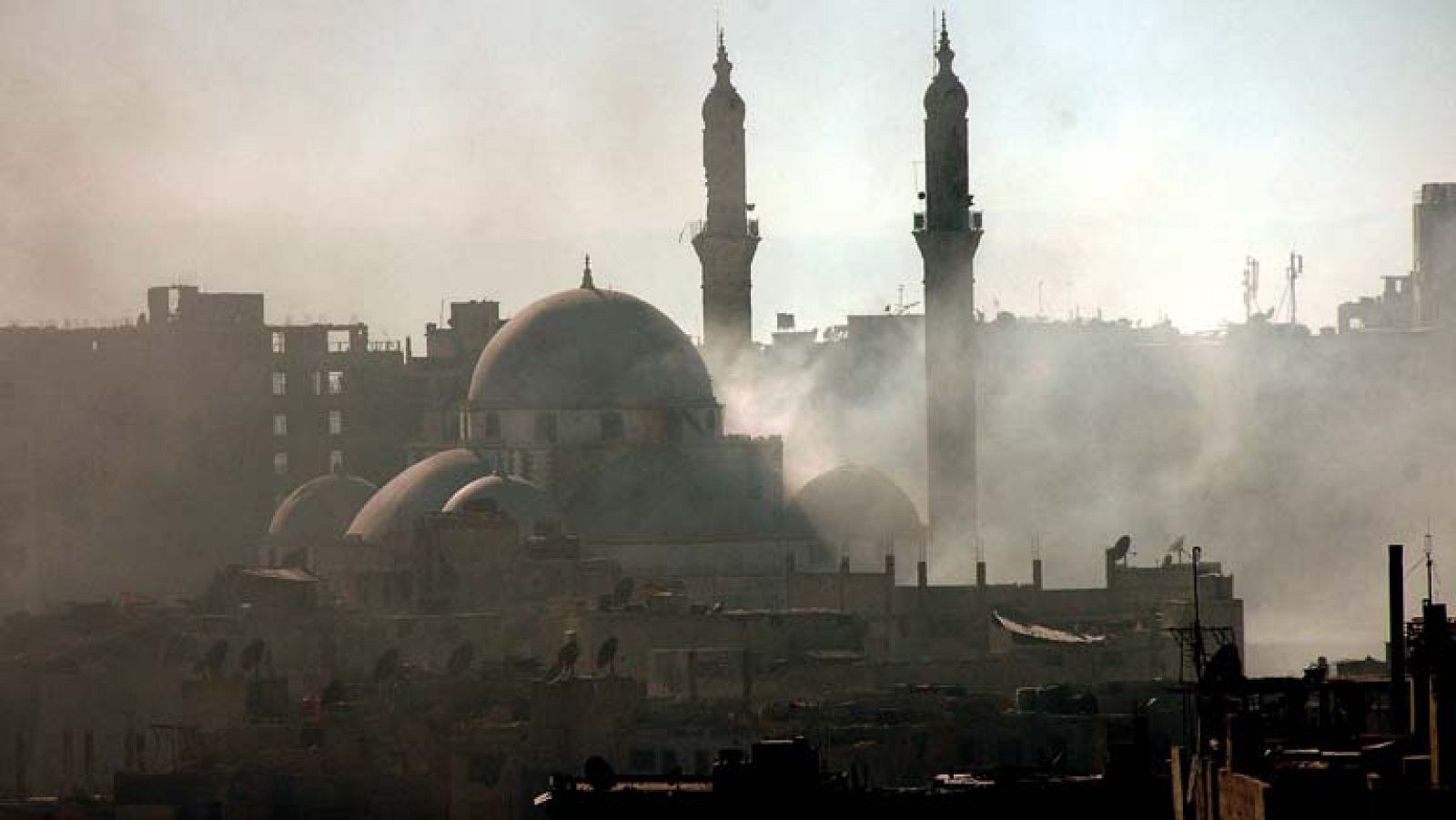 Intensos combates en Homs - La tarde en 24h | Ver