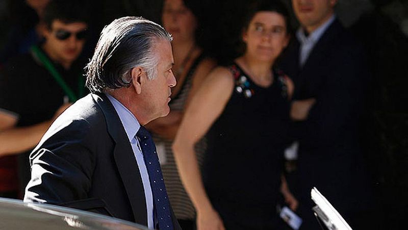 Los abogados de Bárcenas renuncian a su defensa por "discrepancias profesionales"