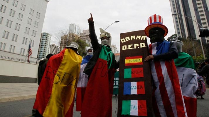 Protestas frente a la embajada de Estados Unidos en Bolivia