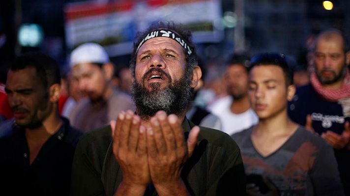 Informativo 24h - El gobierno interino de Egipto enmendará la constitución y celebrará elecciones en 2014