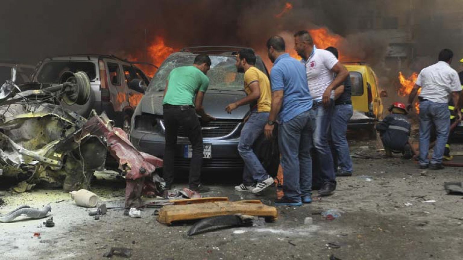 53 heridos por la explosión de un coche bomba en Beirut
