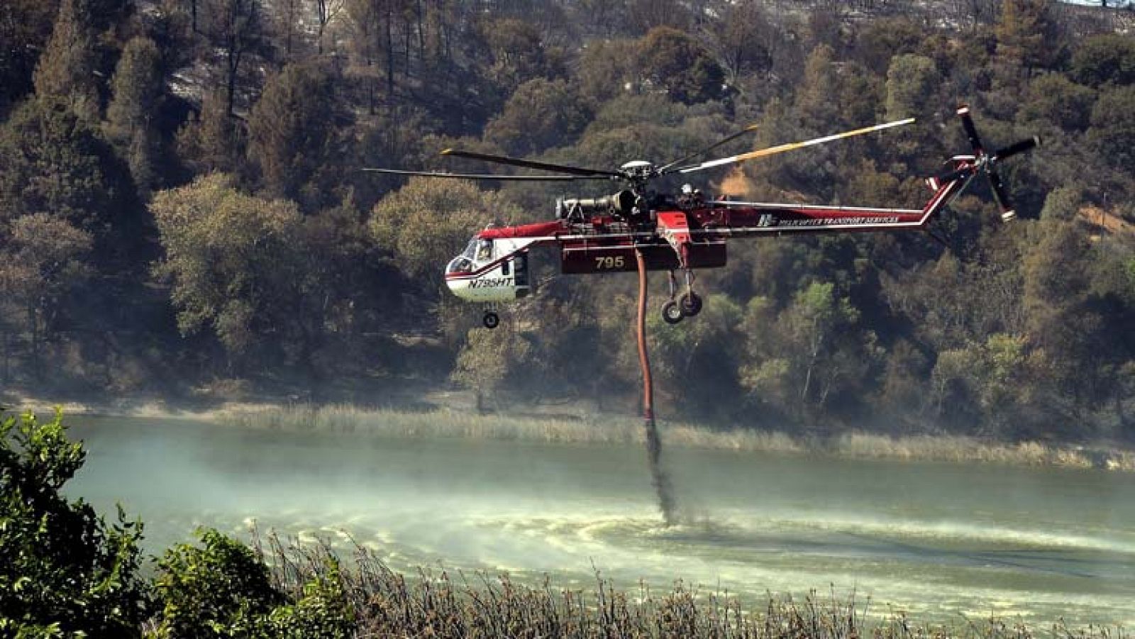 Una tormenta provoca tres incendios en Almería 