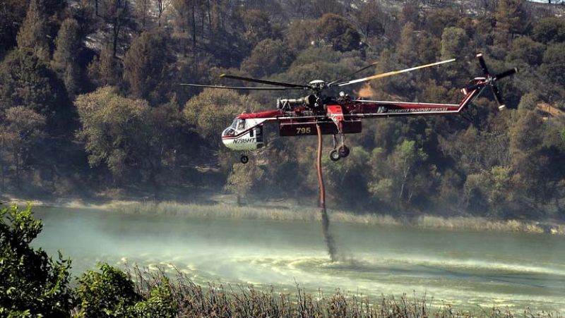 Una tormenta provoca tres incendios en Almería 