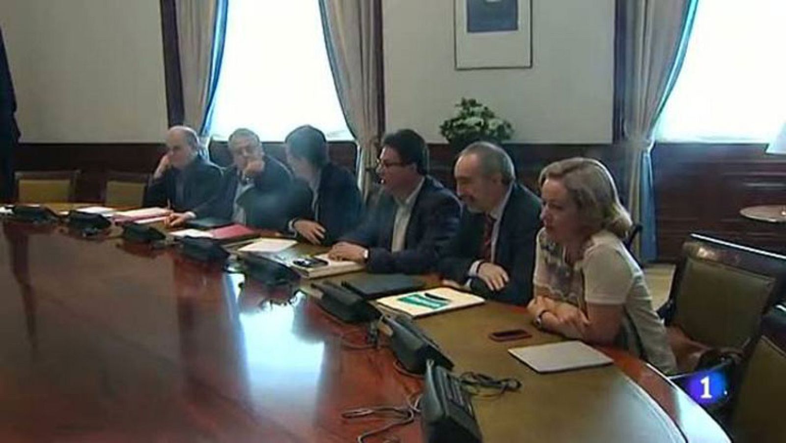 PSOE, IU y el grupo mixto abandonan la ponencia sobre la ley de transparencia | Ver