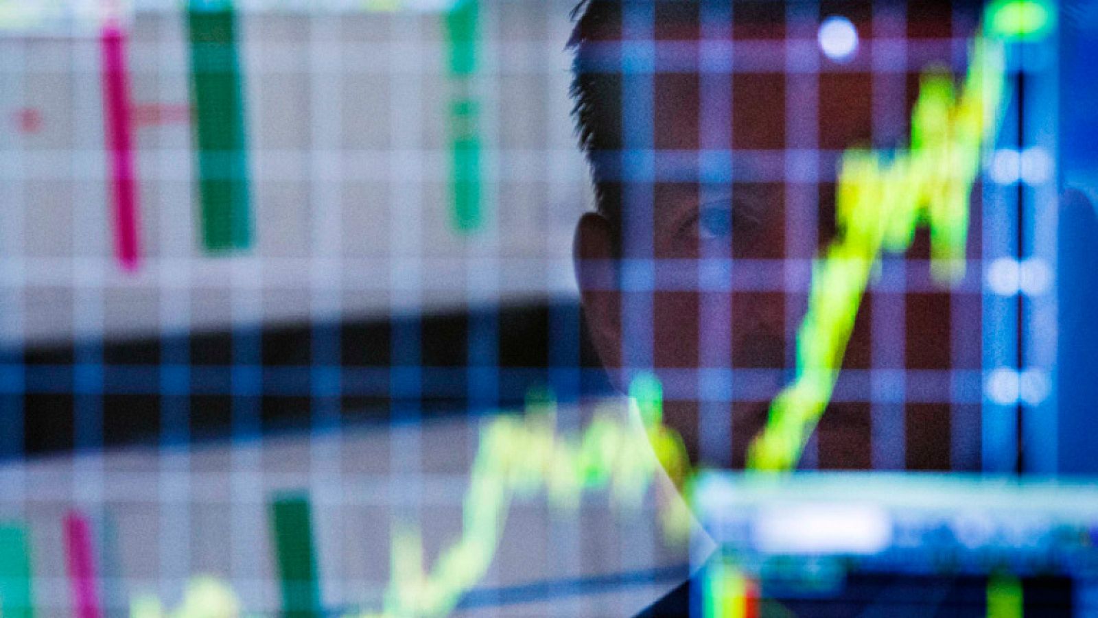 La prima de riesgo de España sube hasta 320 puntos por las dudas sobre Portugal