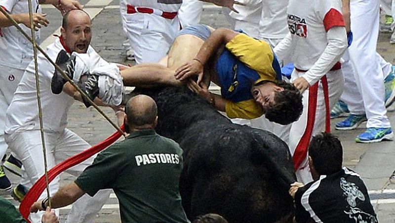 Peligrosísimo sexto encierro de San Fermín 2013, de los toros de El Pilar