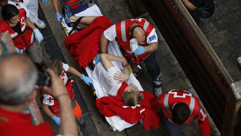 Dramática carrera, con momentos muy difíciles, en el sexto encierro 