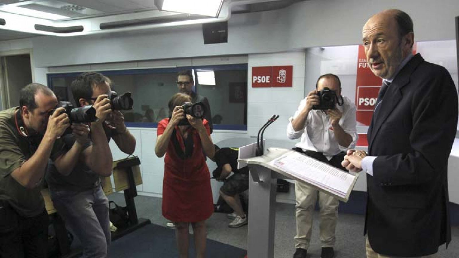 Telediario 1: PSOE no descarta moción censura | RTVE Play
