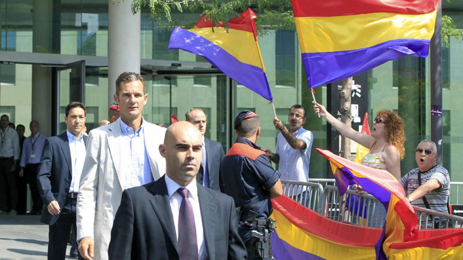 Iñaki UrdangarIn pide que siga prohibida la difusión de sus correos personales 