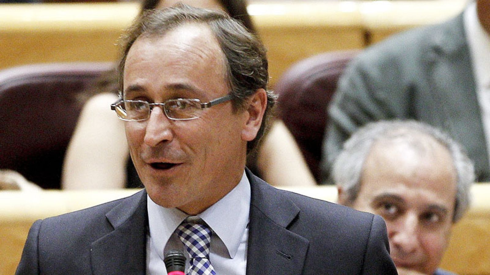 Rifirrafe en el Senado tras las declaraciones de Bárcenas en el debate de la reforma educativa