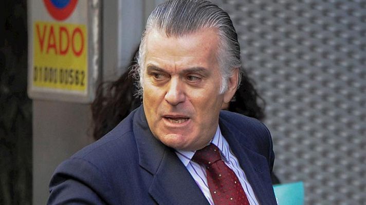 Telediario 1 - Ruz incorpora la documentación de Bárcenas a la causa