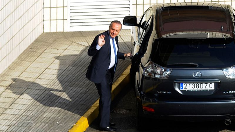 Manuel Fernández de Sousa presenta su dimisión como presidente de Pescanova