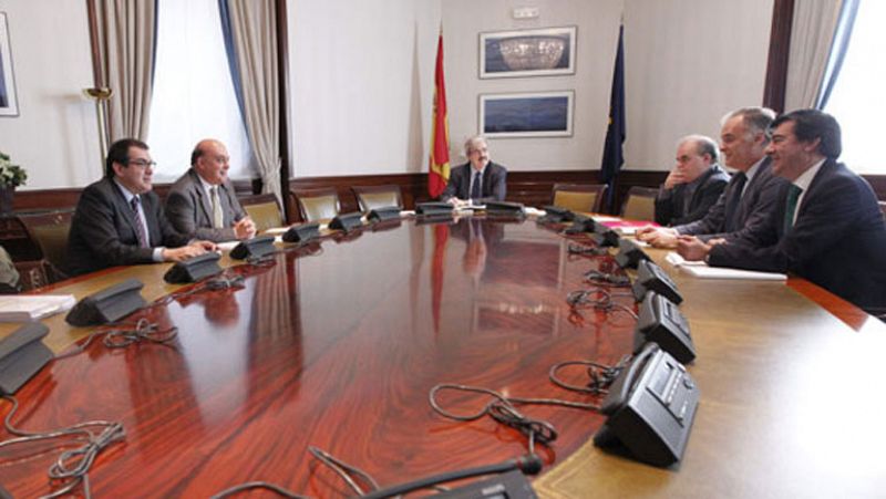 Se aplazan los trabajos sobre la ley de transparencia en plena polémica por la comparecencia de Rajoy 