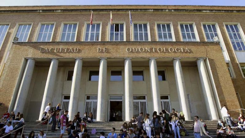 La comunidad de Madrid aprueba una subida de las tasas universitarias de un 20 por ciento de media  