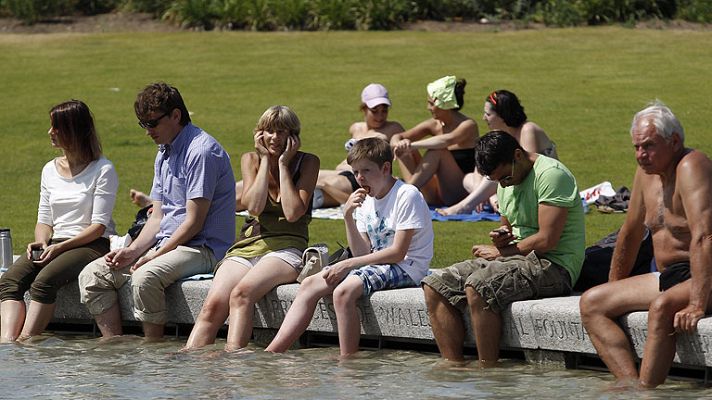 Telediario 1 - Alerta en el Reino Unido por su primera ola de calor en siete años