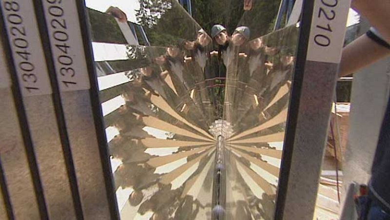 Un espejo gigante para evitar que un pueblo noruego se quede a oscuras