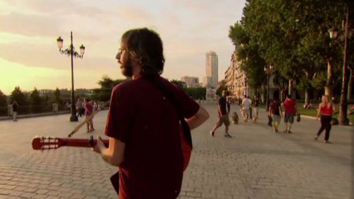 Atención obras - Xoel López canta "Tierra"