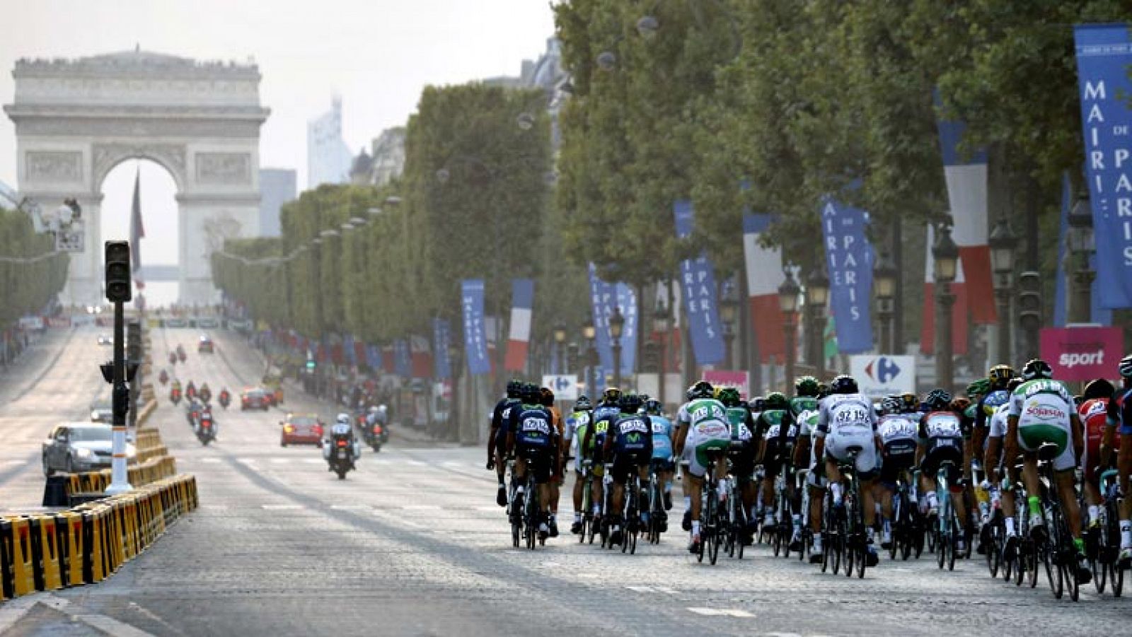 Tour de Francia: La llegada a los Campos Elíseos acabó por imponerse como la mejor | RTVE Play