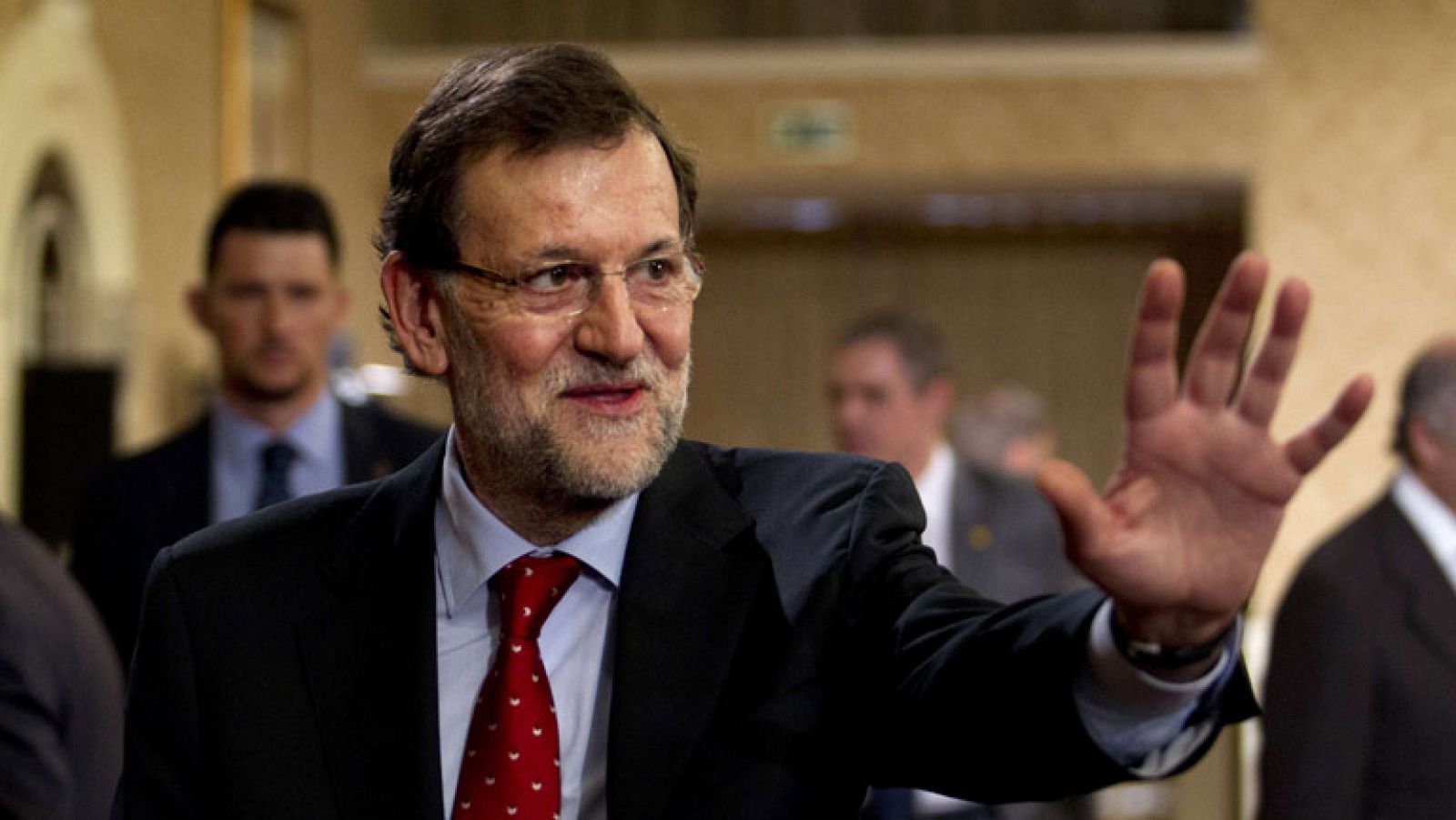 Telediario 1: Rajoy comparecerá hoy en Moncloa con la incógnita de si lo hará también en el Congreso | RTVE Play