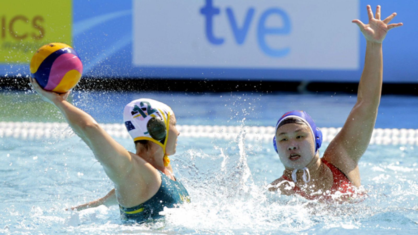 Waterpolo femenino. Fase de grupos:  Australia - China
