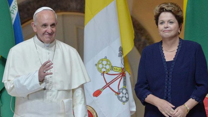 Telediario 1 - Expectación visita papa Francisco