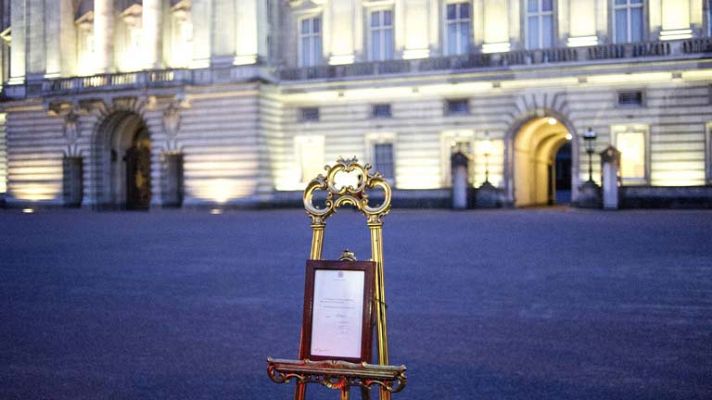 Telediario 1 - Curiosidad nombre hijo duques