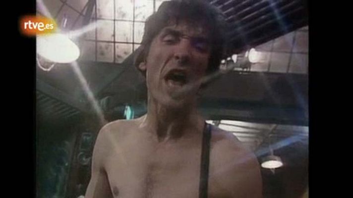 Plastic - Extremoduro canta "Extrema y dura"