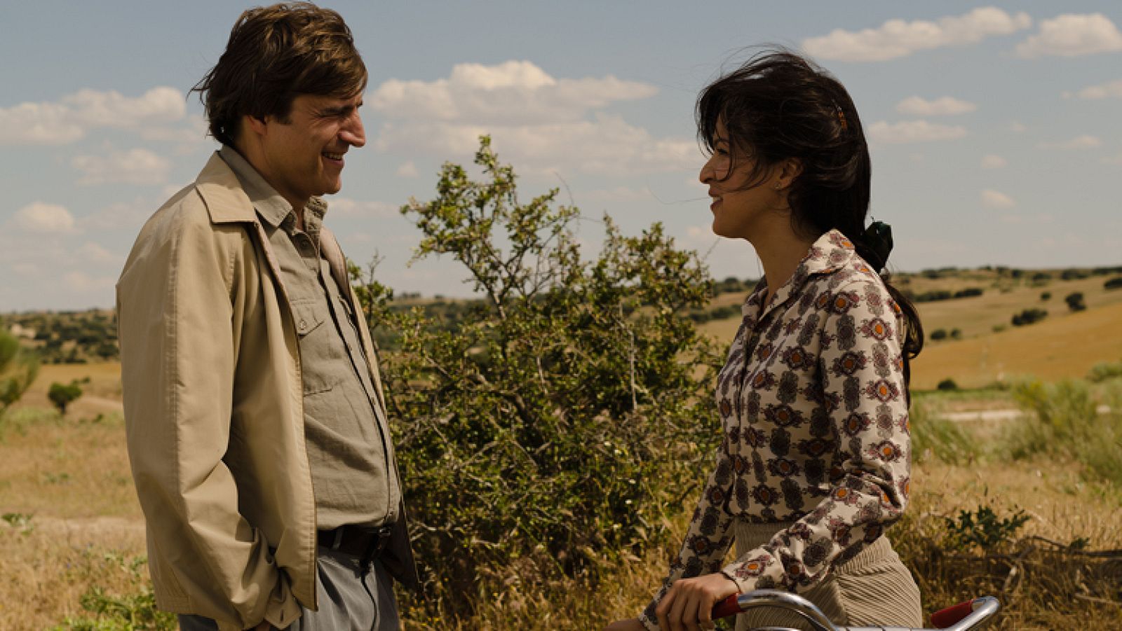 Gran Reserva. El origen - El apasionado beso de Sofía y Jesús Reverte (Capítulo 52)