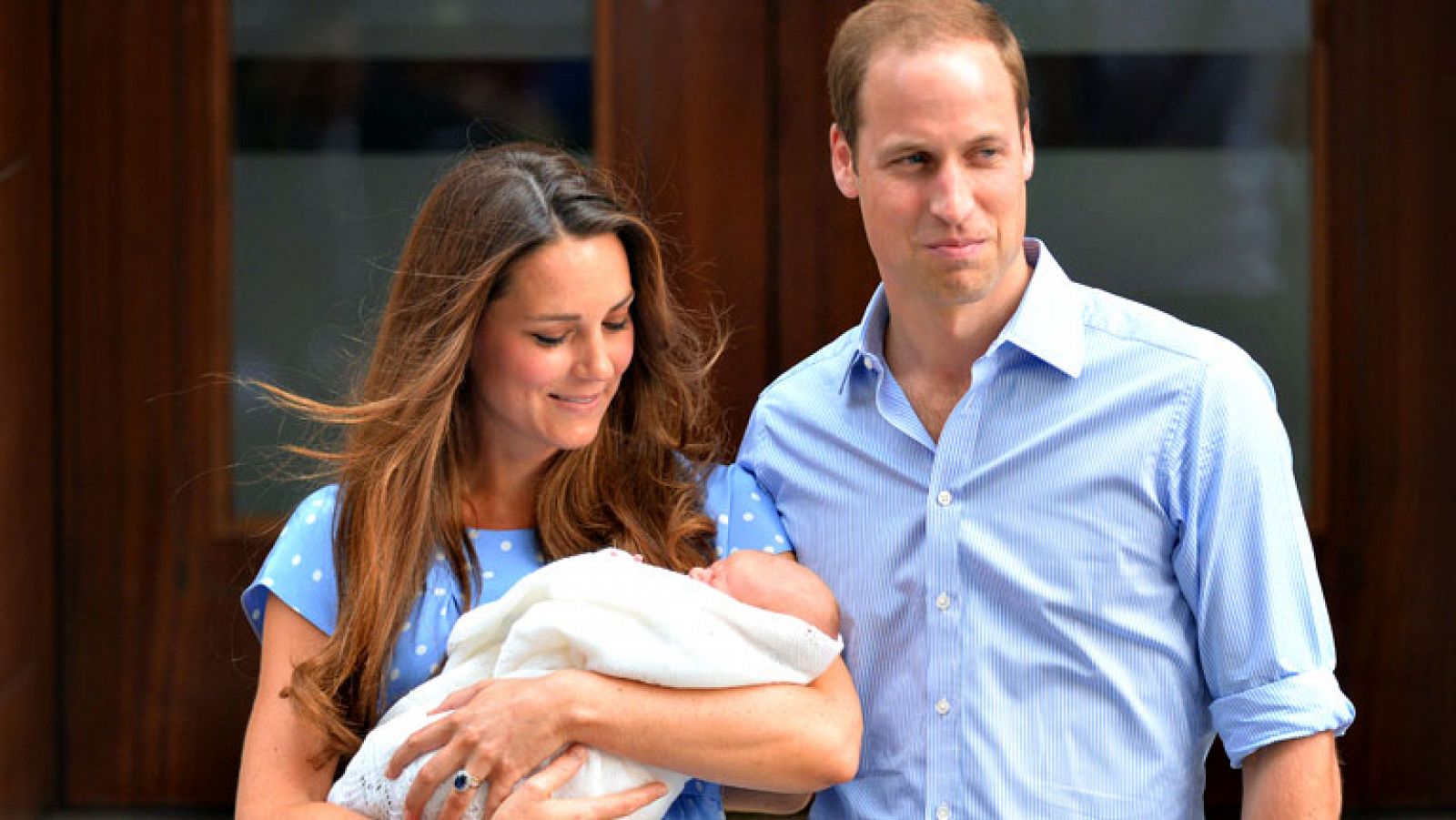 Los duques de Cambridge llaman Jorge Alejandro Luis a su primer hijo | RTVE Play