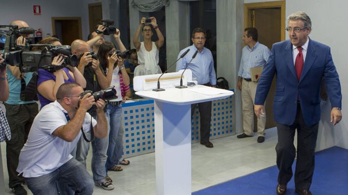 Telediario 1 - PP pide ya elecciones en Andalucía