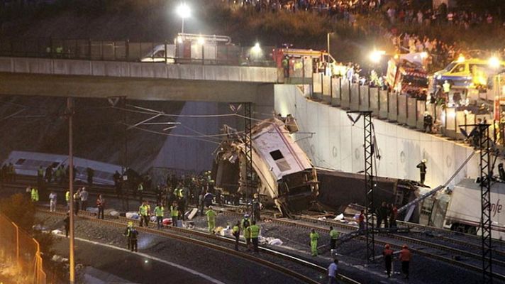 Telediario 1 - Accidente del tren en Santiago