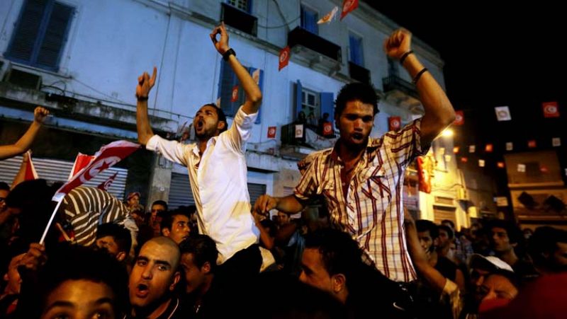 El asesinato a tiros de Mohamed Brahmi conmociona a Túnez 