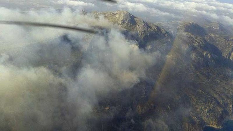 Las llamas arrasan la Sierra de Tramuntana, patrimonio de la Humanidad