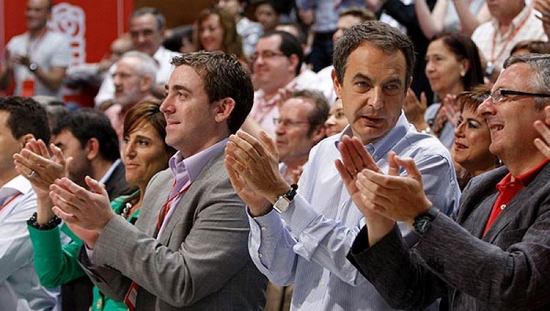 Zapatero, en Navarra, asegura que "nadie se va a saltar el respeto a la Constitución"