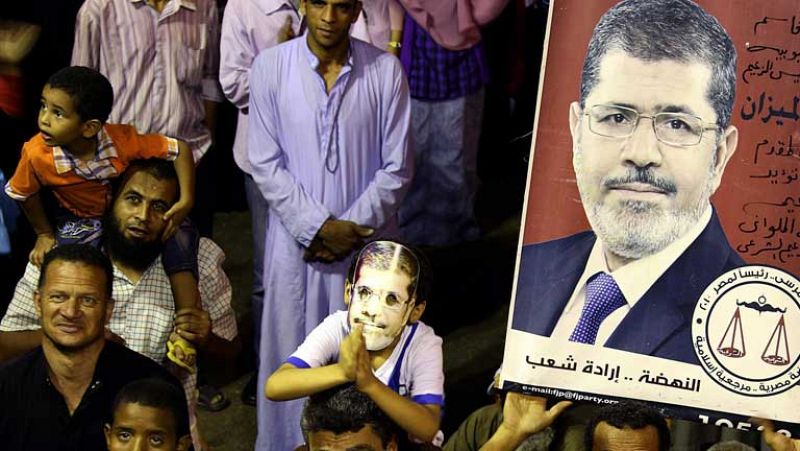 Francia pide la liberación inmediata del presidente depuesto de Egipto, Mohammed Mursi