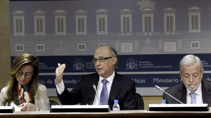 El ministerio de Hacienda y las CC.AA. aprueban el déficit a la carta en 2013