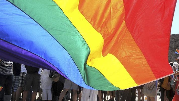 Telediario 1 - Más bodas gays en México