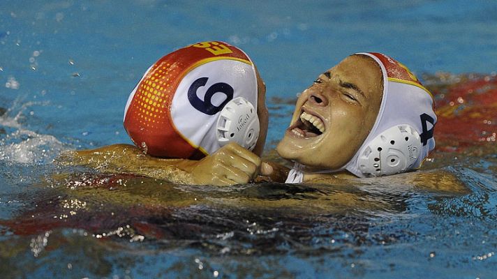 Informativo 24h - Las chicas del waterpolo 'sacan los dientes' para llegar a la final