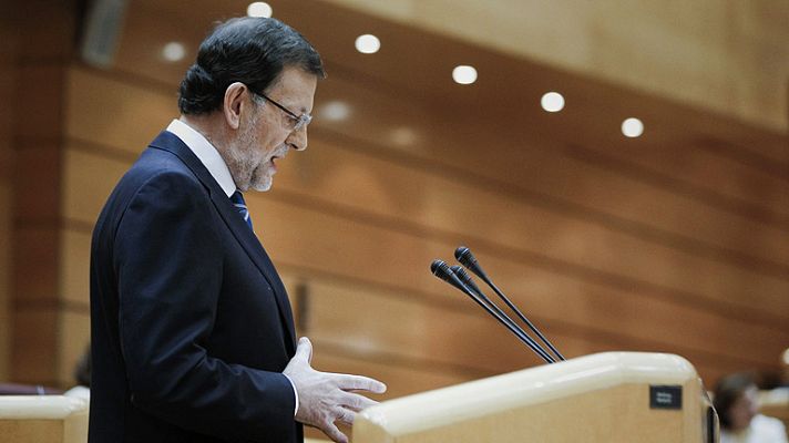 Rajoy responde a Rubalcaba: "Ni voy a dimitir ni voy a convocar elecciones"