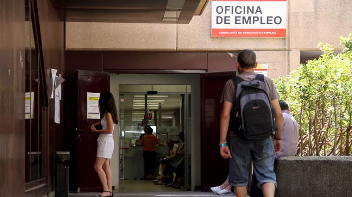 Análisis: "La bajada del paro se debe a la campaña de verano y al efecto de la reforma laboral"