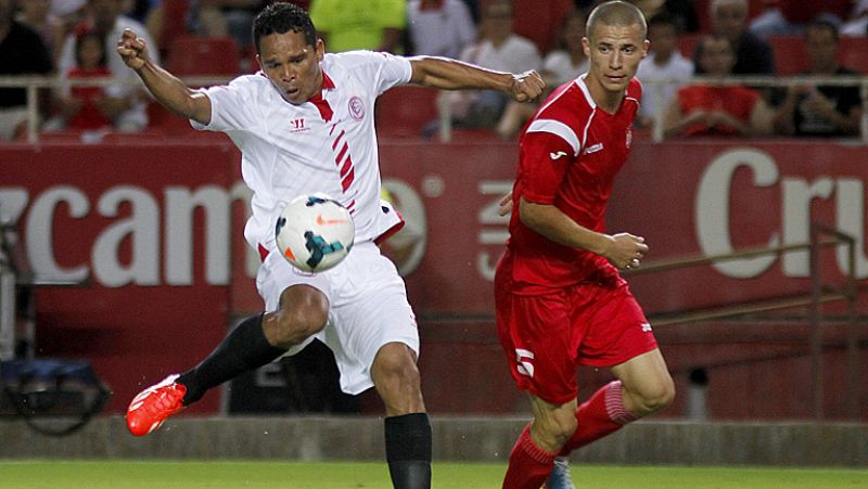 El clulb hispalense ha dejado prácticamente sentenciada la eliminatoria de la fase previa de la Europa League, al derrotar 3-0 al flojo Mladost montenegrino.