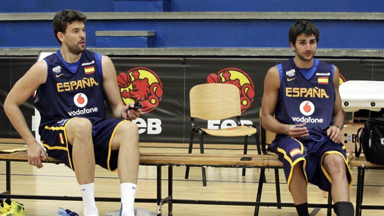 Así vivieron los chicos de la 'ÑBA' el oro de las 'guerreras' | Ver