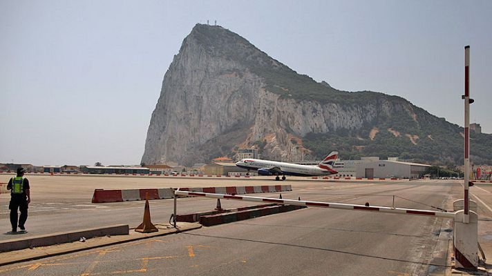Informativo 24h - Bruselas mediará sobre el conflicto de Gibraltar mientras Cameron muestra su "seria preocupación"