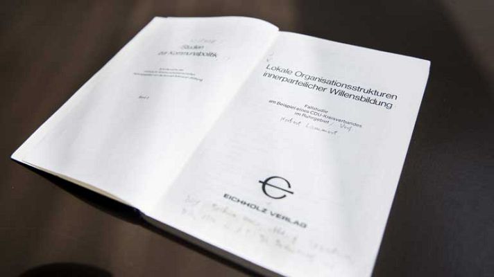 Telediario 1 - Plagio de la tesis doctoral